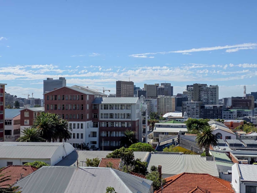 1 Bedroom Property for Sale in Gardens Western Cape